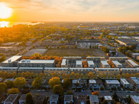 Univert LaSalle condos – photo 2