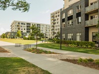 Monarc Condos locatifs